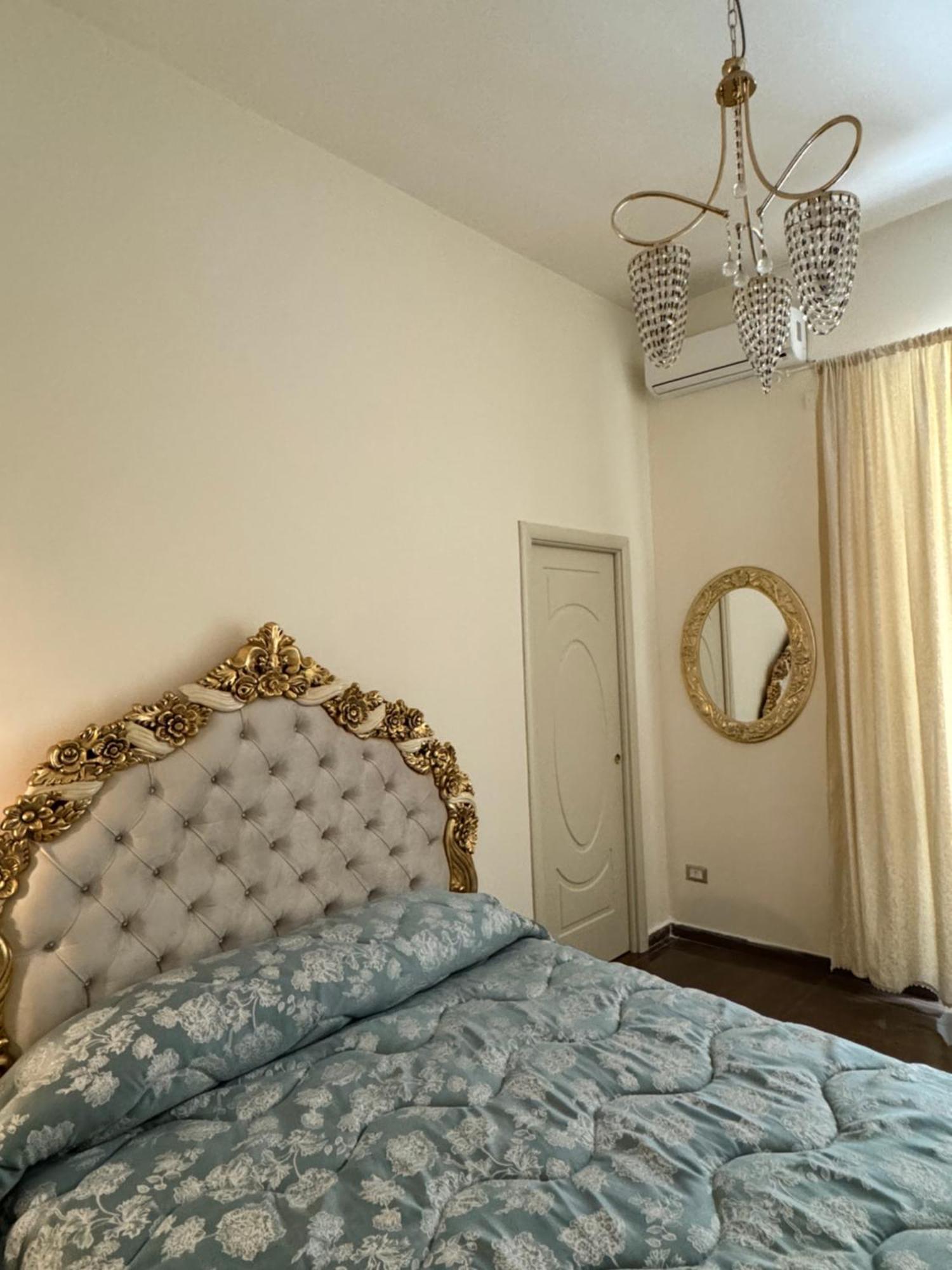 Beb Mariafrancesca Bed and Breakfast Napoli Eksteriør billede