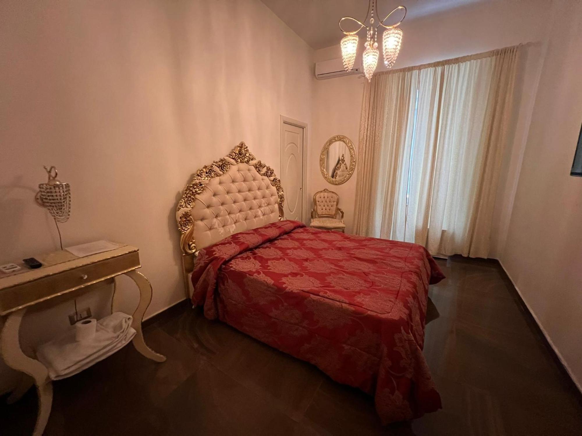 Beb Mariafrancesca Bed and Breakfast Napoli Eksteriør billede