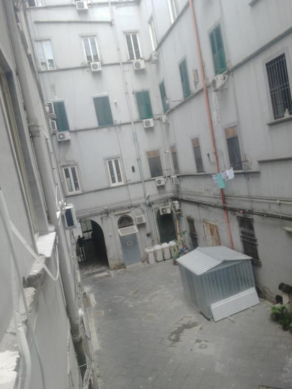 Beb Mariafrancesca Bed and Breakfast Napoli Eksteriør billede